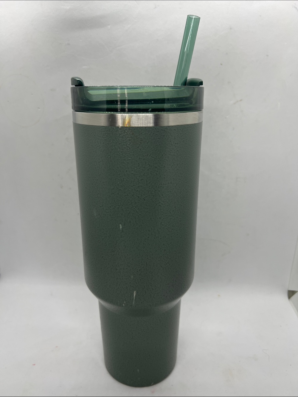 Stanley Cup 40oz Quencher Tumbler Preowned - Picture 3 of 8